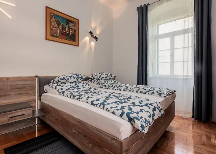 Location Downtown & Bacvice Lejlighed *