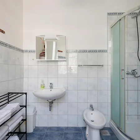 Location Downtown & Bacvice Apartmán *
