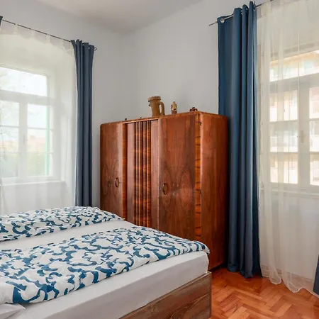 Location Downtown & Bacvice * Split