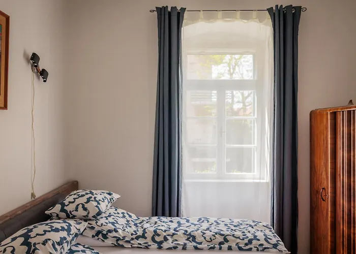 Location Downtown & Bacvice Apartman *