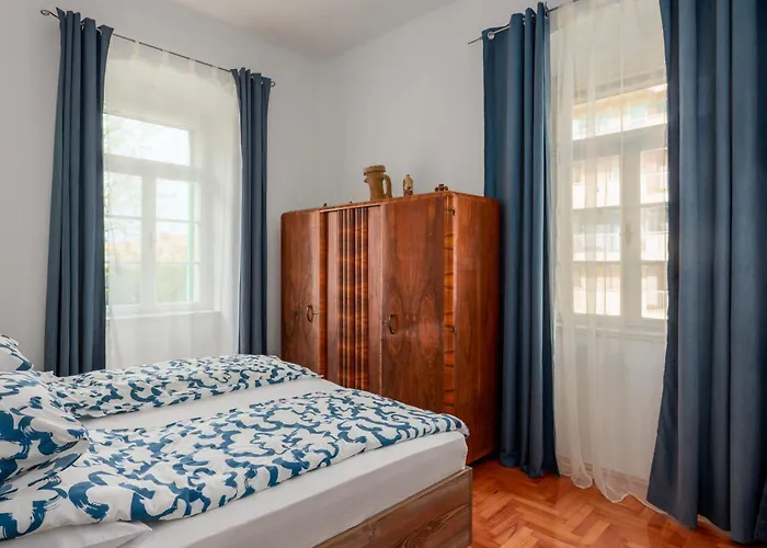 Location Downtown & Bacvice * Split