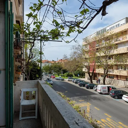 Апартаменты Location Downtown & Bacvice